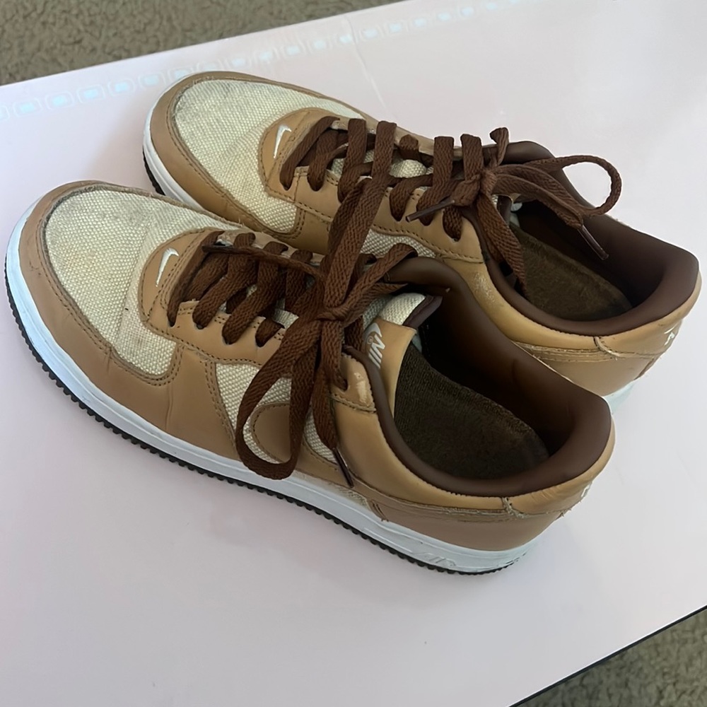 Mocha Nike Air Forces